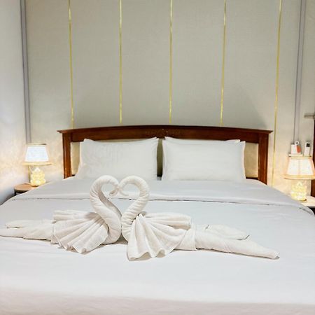 Service Apartment ห้อง102 ใจกลางเมืองใกล้แหล่งท่องเที่ยว Лампанг Экстерьер фото